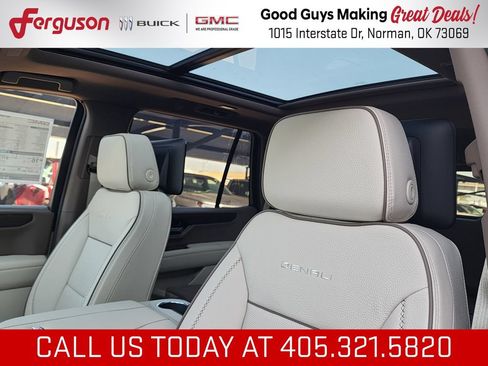 New 2026 GMC Yukon Denali w/ Denali Reserve Package AWD/4WD image 16