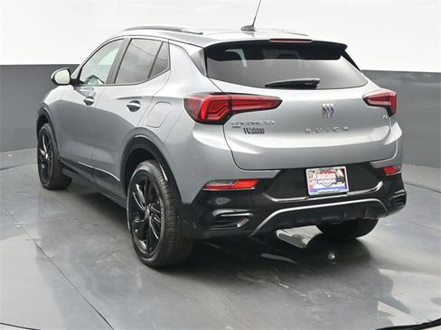 Used 2024 Buick Encore GX Sport Touring image 4