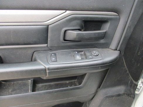 Used 2020 RAM 2500 Tradesman image 11