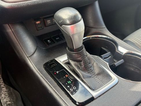 Used 2018 Toyota Highlander Plus image 22