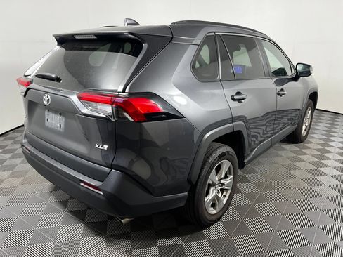 Used 2025 Toyota RAV4 XLE AWD/4WD image 5