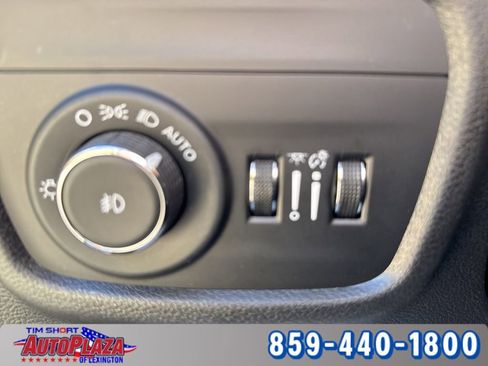 Used 2024 Jeep Grand Cherokee Limited image 31