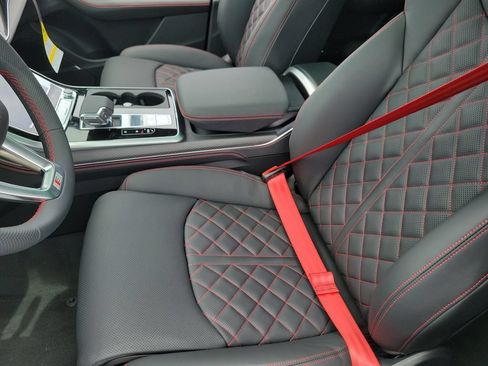 New 2026 Audi SQ8 Prestige AWD/4WD image 16