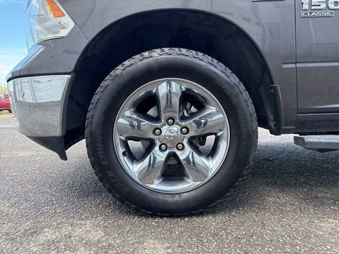 Used 2019 RAM 1500 Big Horn image 18