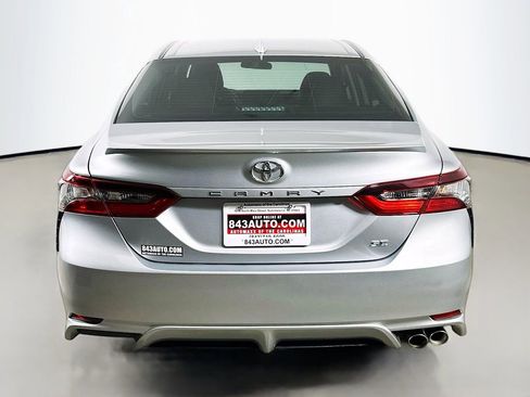 Used 2023 Toyota Camry SE FWD image 6