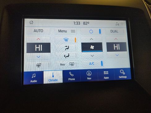 Used 2020 Ford Edge Titanium w/ Equipment Group 301A FWD image 25