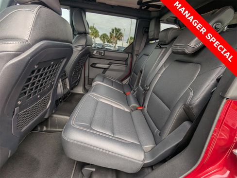 New 2025 Ford Bronco Badlands image 14