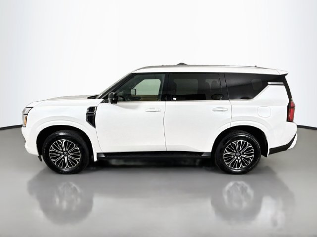 Used 2025 Nissan Armada SL w/ Captain's Chari Seat Package AWD/4WD image 4
