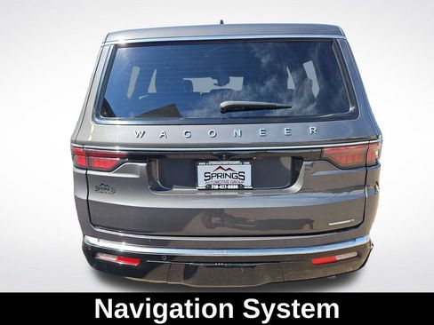 Used 2024 Jeep Wagoneer Series II w/ Flexible Seating Group AWD/4WD image 5