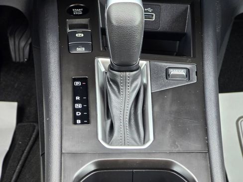 Used 2025 Nissan Kicks S FWD image 18