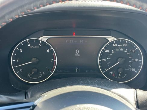 Used 2023 Nissan Altima 2.5 SR image 9