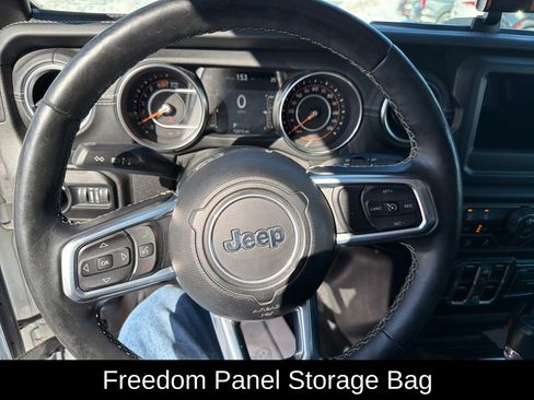 Used 2020 Jeep Wrangler Unlimited Sahara w/ LED Lighting Group image 15