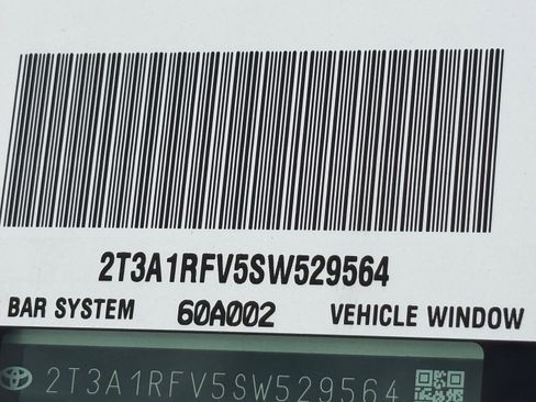 Certified 2025 Toyota RAV4 XLE Premium image 31