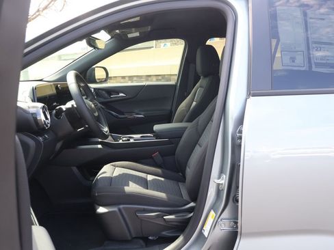 New 2026 Chevrolet Equinox LT w/ Safety and Technology Package FWD image 14