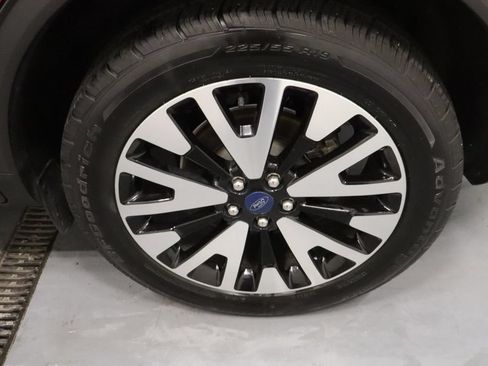 Used 2020 Ford Escape SEL AWD/4WD image 24