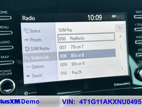 Used 2022 Toyota Camry SE image 33