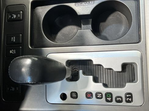 Used 2013 Nissan Armada SL image 19