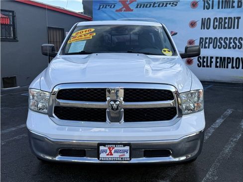 Used 2016 RAM 1500 Classic SLT image 2