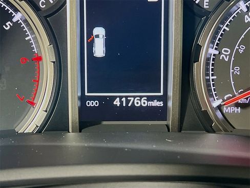 Certified 2024 Toyota 4Runner TRD Off-Road image 12