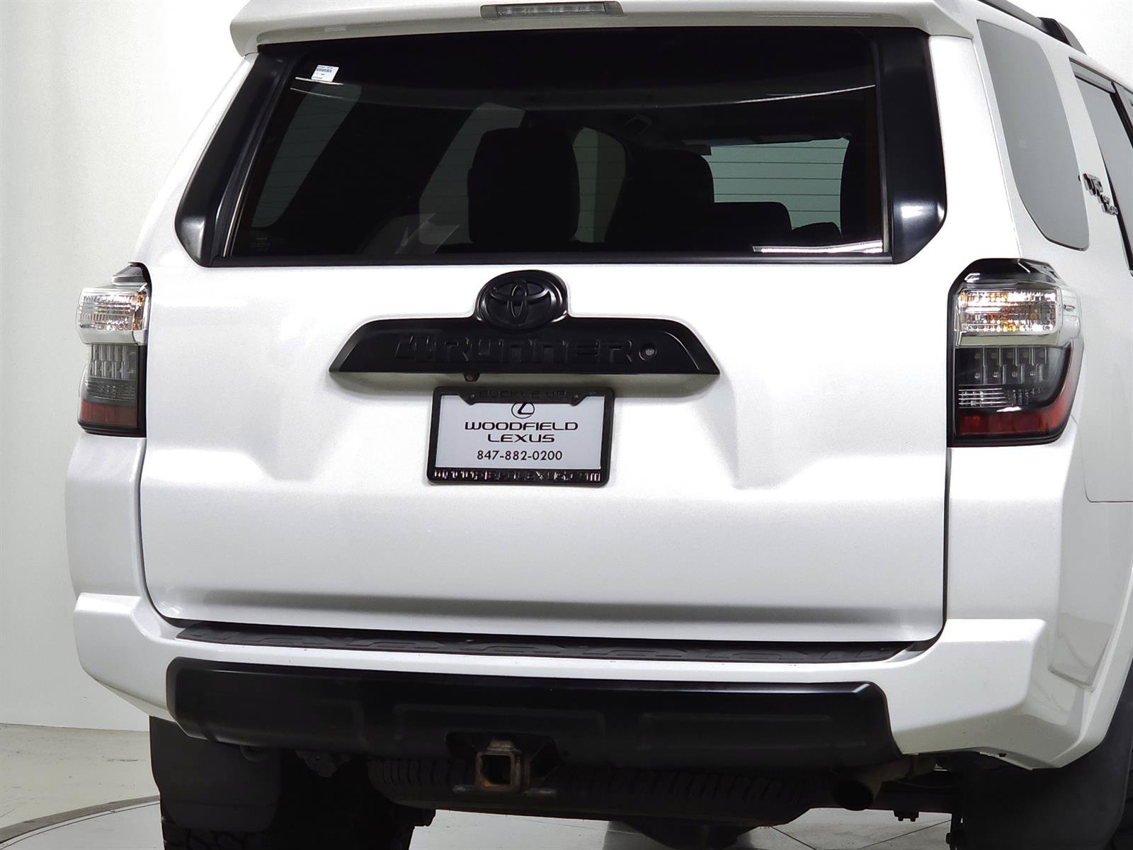 Used 2018 Toyota 4Runner TRD Off-Road Premium AWD/4WD image 9