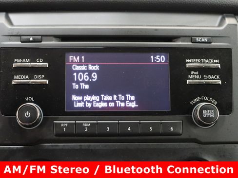 Used 2018 Nissan Titan S image 18