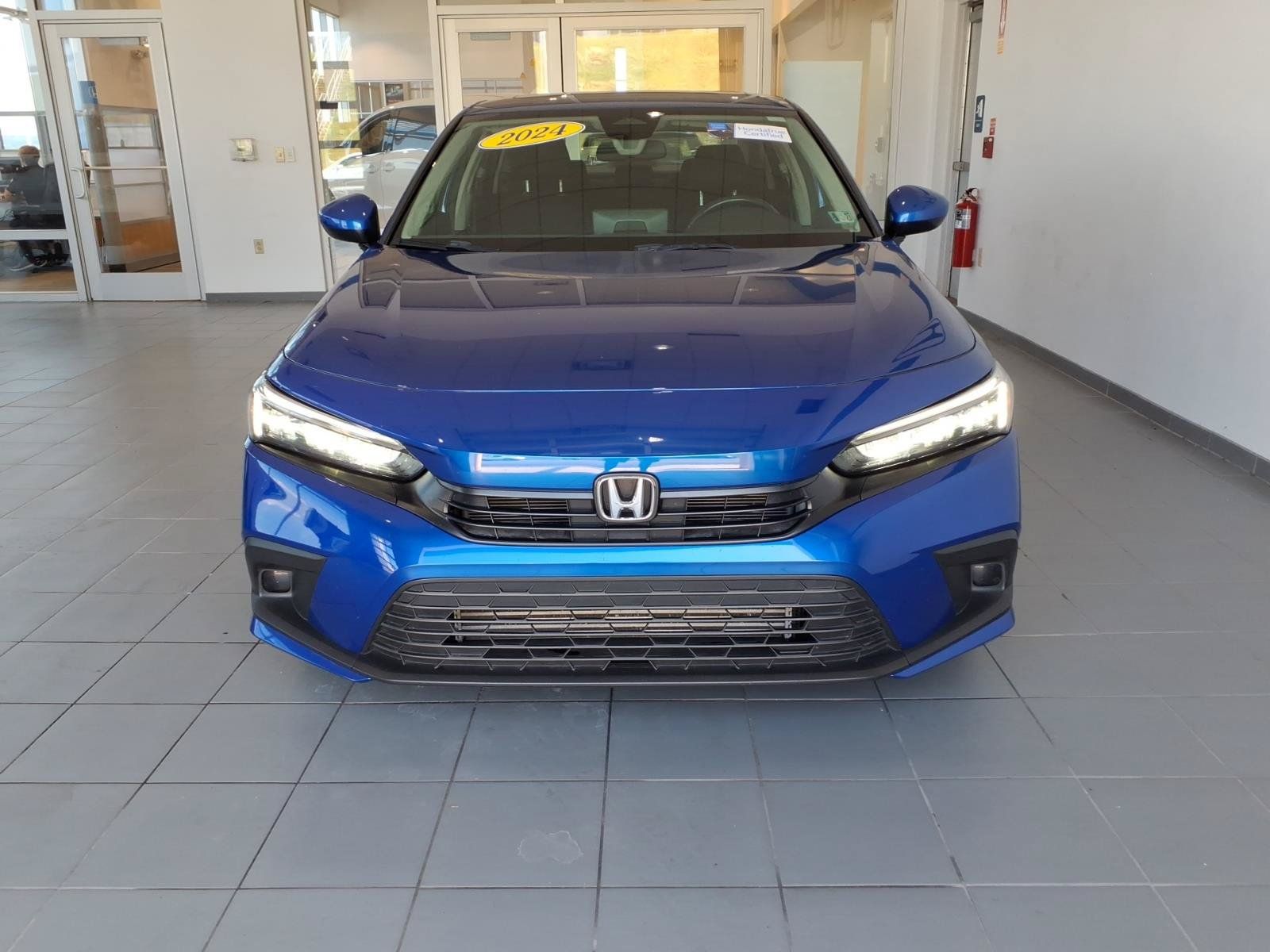 Used 2024 Honda Civic EX image 2