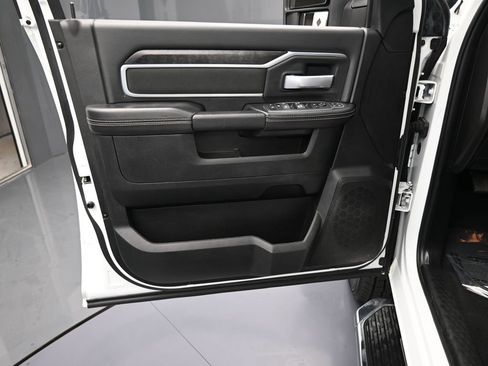 Used 2024 RAM 2500 Big Horn image 12