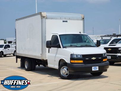 Used 2022 Chevrolet Express 3500 w/ Power Convenience Package