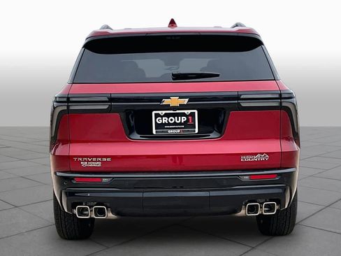 New 2026 Chevrolet Traverse High Country FWD image 5