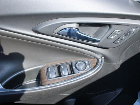 Certified 2023 Chevrolet Malibu LT w/ Driver Confidence Package image 15