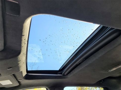 Used 2024 GMC Sierra 1500 Denali Ultimate image 18