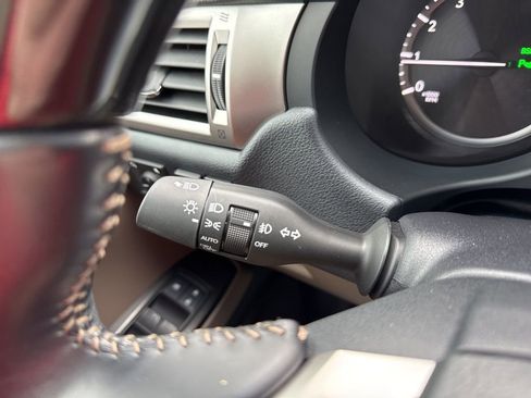 Used 2022 Lexus GX 460 Premium w/ Premium Package image 16