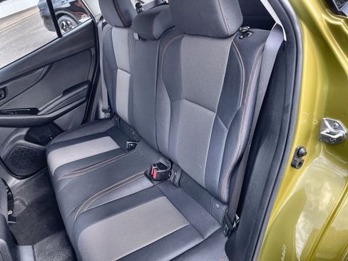 Used 2021 Subaru Crosstrek 2.0i Premium image 20