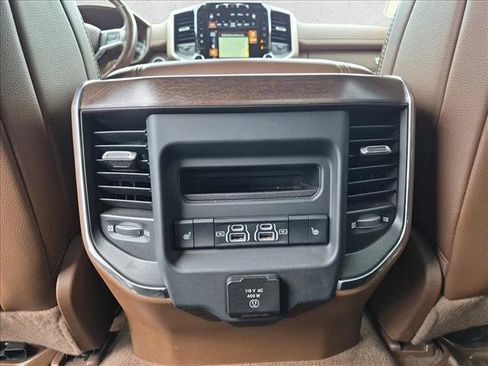 Used 2021 RAM 1500 Laramie RWD image 18