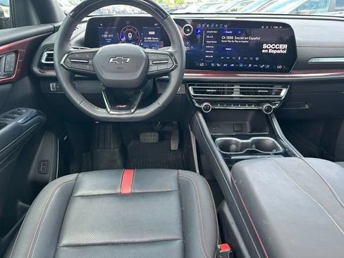 Used 2024 Chevrolet Traverse RS w/ LPO, Floor Liner Package AWD/4WD image 18