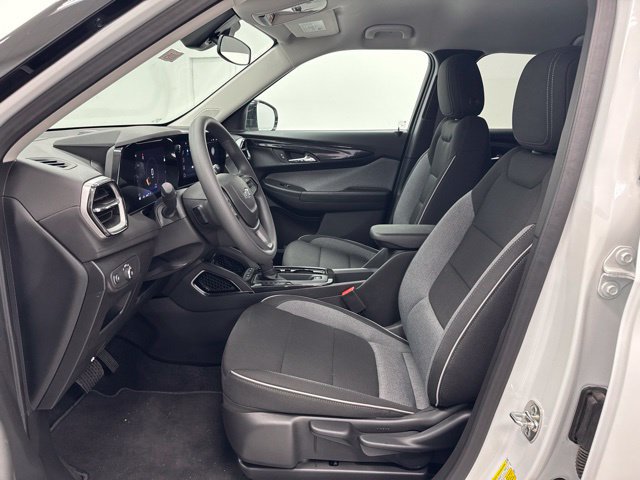 New 2026 Chevrolet TrailBlazer LT w/ Midnight Edition AWD/4WD image 23