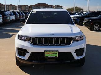 New 2026 Jeep Grand Cherokee Laredo X AWD/4WD video 2