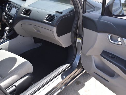 Used 2013 Honda Civic EX image 16