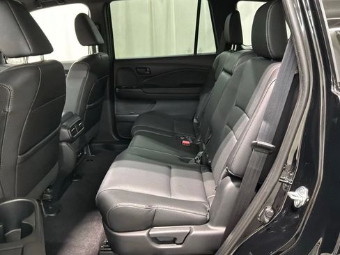 Used 2025 Honda Passport EX-L image 23