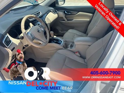 Used 2015 Nissan Rogue SL w/ SL Premium Package FWD image 14