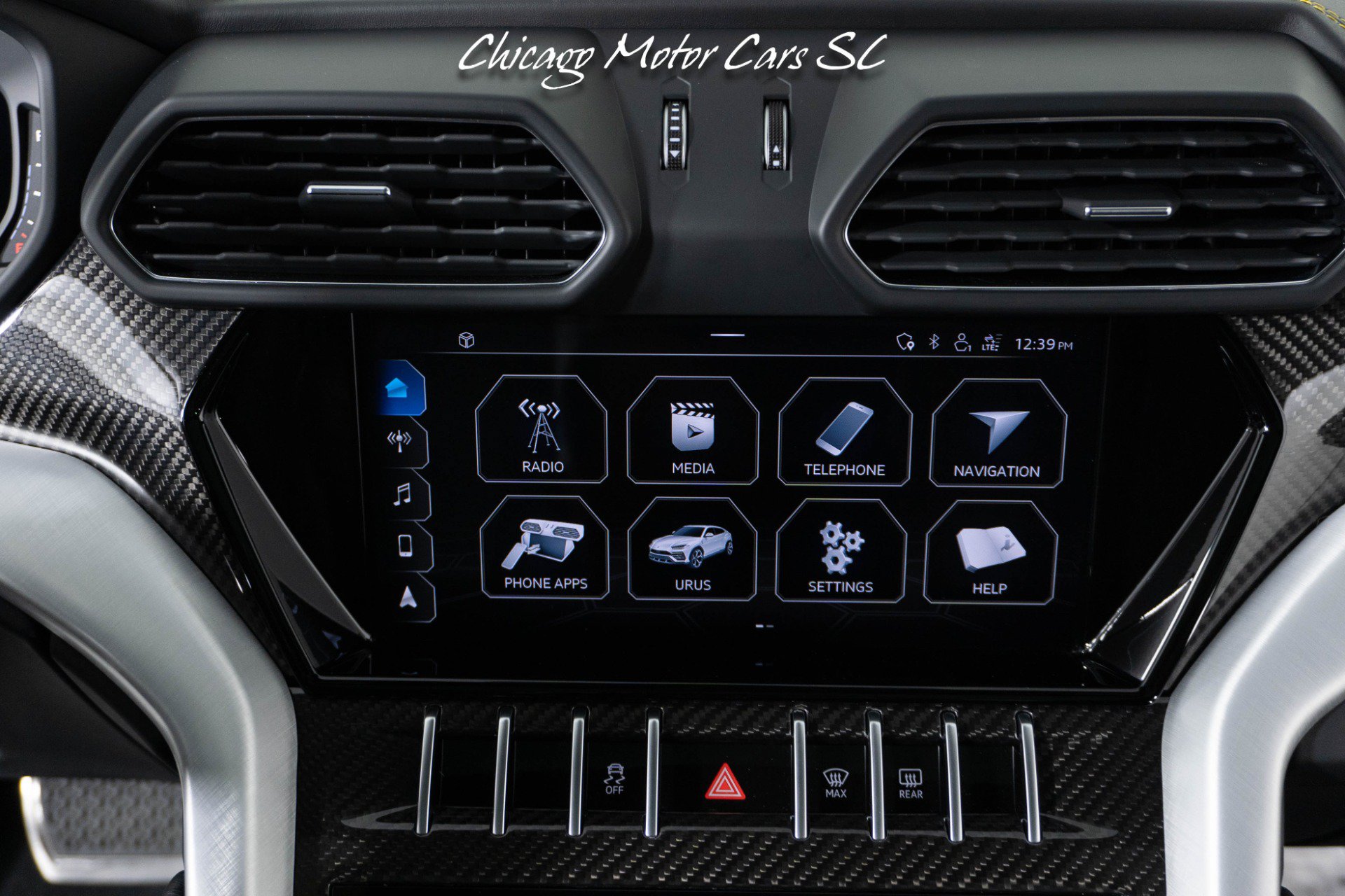 Used 2021 Lamborghini Urus AWD/4WD image 23