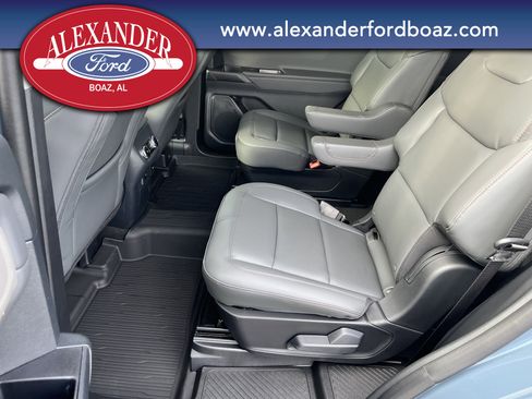 New 2026 Ford Explorer Active w/ Active Comfort Package image 11