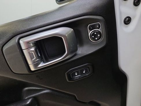 Used 2024 Jeep Wrangler Sport S image 20