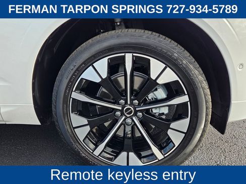 Used 2026 Volvo XC60 B5 Plus w/ Protection Package Premier AWD/4WD image 13
