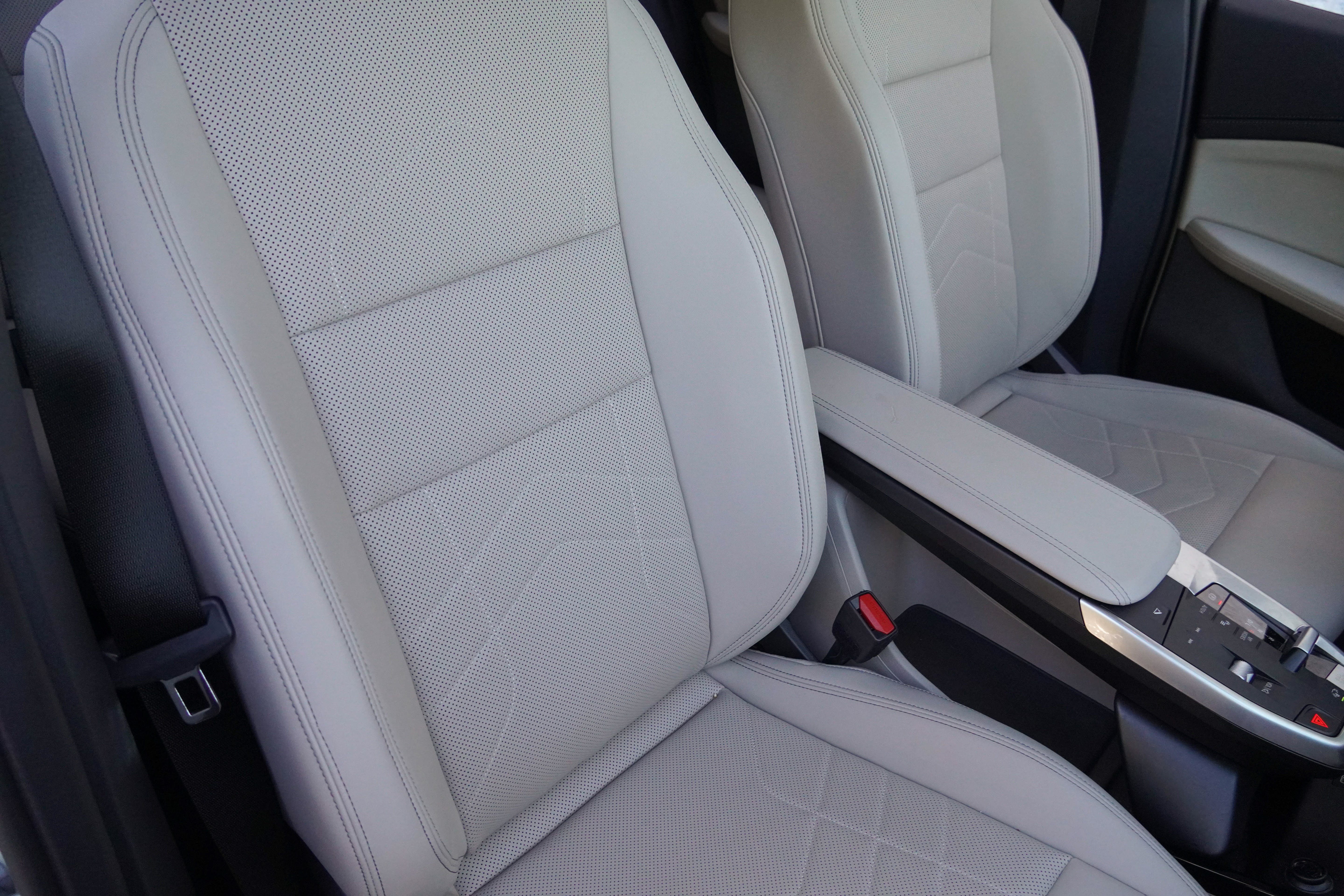 Certified 2024 BMW X1 xDrive28i w/ Technology Package AWD/4WD image 13