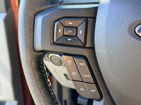 Used 2015 Ford F150 XLT w/ Equipment Group 302A Luxury image 9