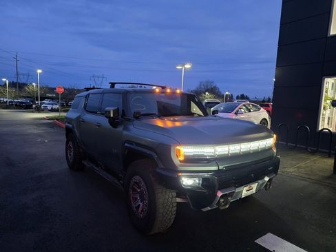 Used 2024 GMC Hummer EV 3X w/ Extreme Off-Road Package image 4