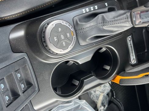 New 2023 Ford Bronco Badlands image 55