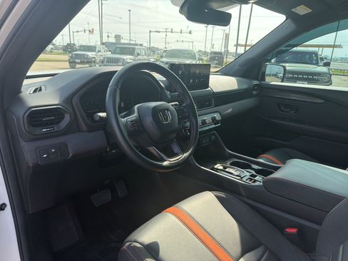 Used 2026 Honda Passport TrailSport image 10