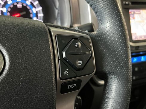 Used 2016 Toyota 4Runner Limited AWD/4WD image 32
